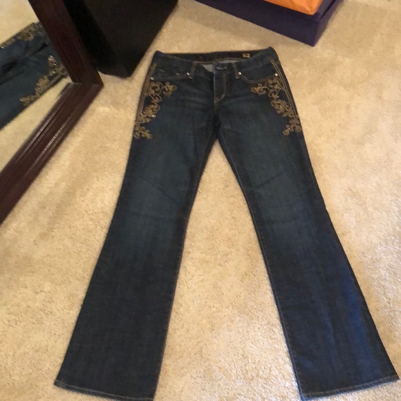 Express Denim - Gorgeous Express X2 embroidery and sequin jeans!